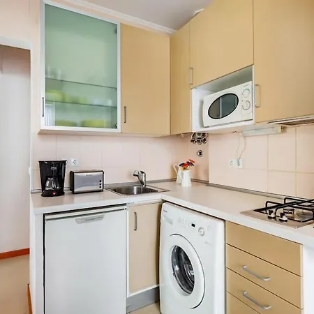 1br @ Downtown Chiado * ליסבון