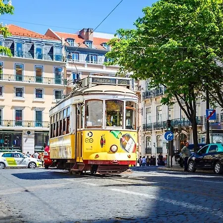 דירה 1br @ Downtown Chiado ליסבון