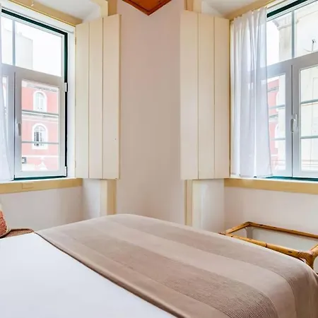 1br @ Downtown Chiado ליסבון