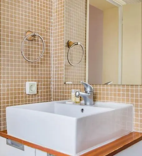 1br @ Downtown Chiado Апартаменты Лиссабон